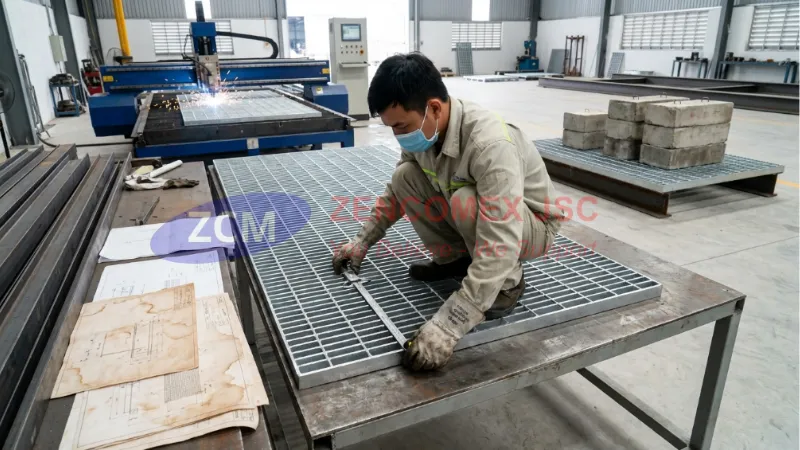 Gia công, mạ kẽm và kiểm tra tải trọng tấm grating thép dùng cho sàn thao tác trên cao_3