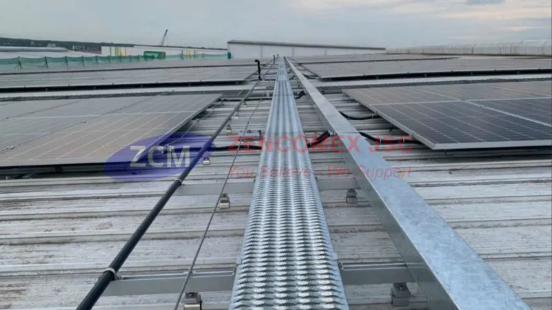 Lối đi bảo trì bằng sàn thao tác solar kim cương_6